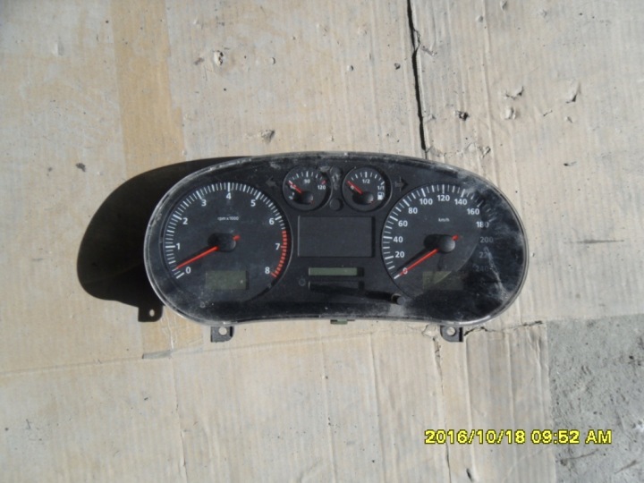 dials dials SEAT TOLEDO W01M0920800A