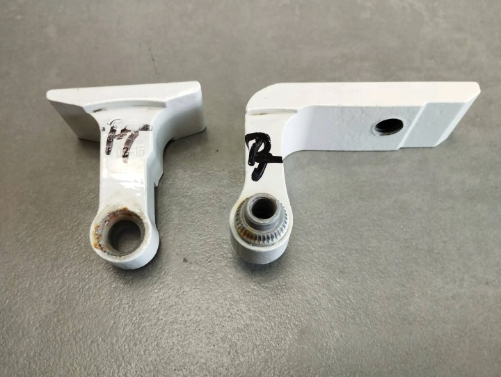 BMW 7 G11 hinges door right rear part 7333062 Z bodywork