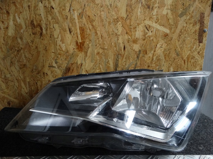 light front left SEAT ATECA ZWYKLA + LED