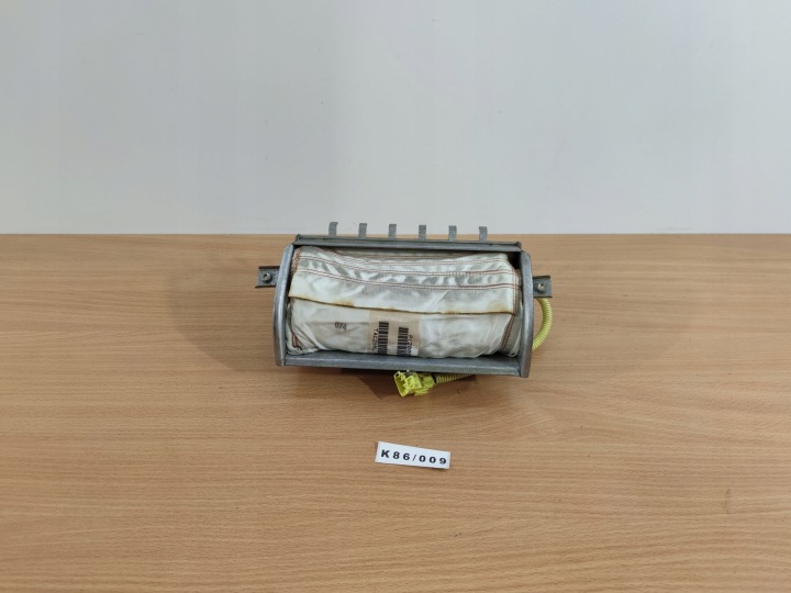 TOYOTA HILUX AIRBAG SPOLUJAZDCA AIRBAGW DESKE