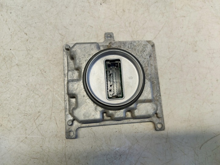 MAZDA CX30 Unité de contrôle Module Feux phare DFR5-67890