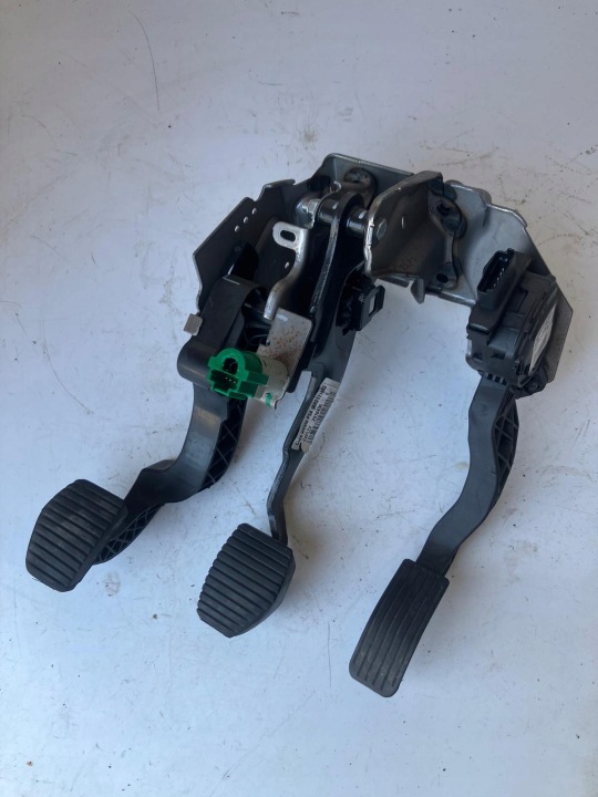 pedale GAZ kočnica kvačilo KOMPLET CITROEN C3 III 1.2 VTI 9671433780