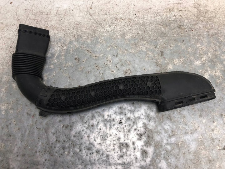 pipe air hose MERCEDES W213 KOMBI A2740901700