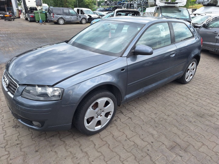 AUDI A3 8P 8P1 03- Portière Gauche 3D LX7Z 3-Portière