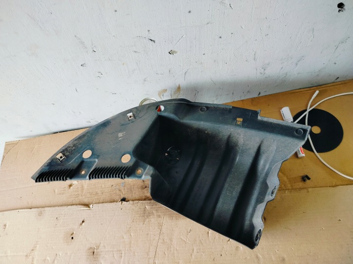 abdeckung Blende Abdeckung Unterfahrschutz links heck 6J8825197A SEAT IBIZA IV 6J KOMBI