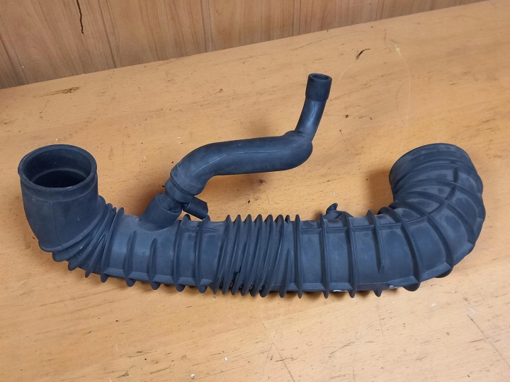tubo Tubazione Dell’aria MERCEDES VITO W639 2.2 CDI A6395281182