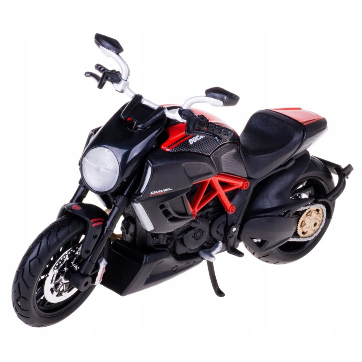 Ducati Diavel Carbon модель масштаб 1:12 Maisto — фото 2