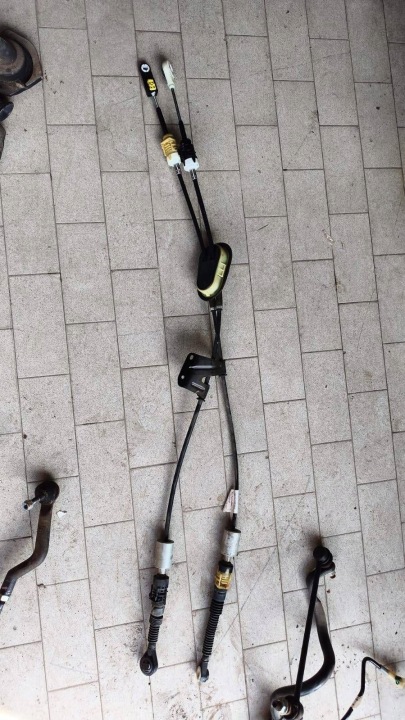 ropes changes of the gear Renault Kadjar 1.2 tce 349357827R