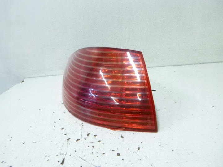 light rear left Peugeot 607 2001r.