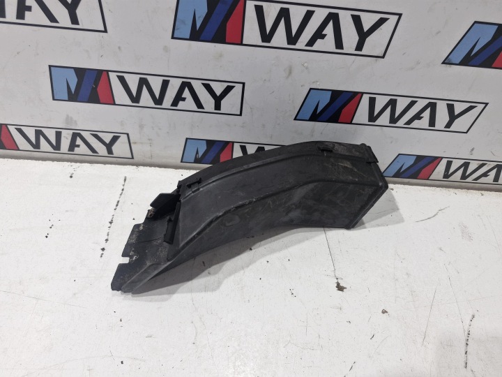 8174843 BMW 5 E39 intake drain air left