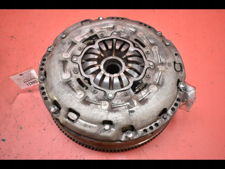 clutch flywheel DWUMASA 2121-346553303 TOYOTA AVENSIS T27 T29 2.0 D-4D