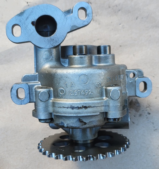 Pompa olio motore Motore FORD MONDEO MK3 2.0 TDCI JAGUAR 1S7Q6600 267492 OE