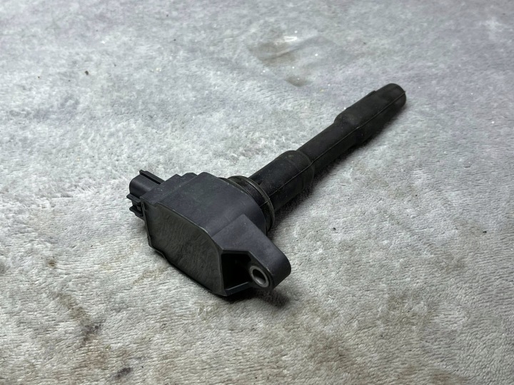 Bobine d’allumage RENAULT DACIA NISSAN 0.9-1.2 TCE 224332428R !J