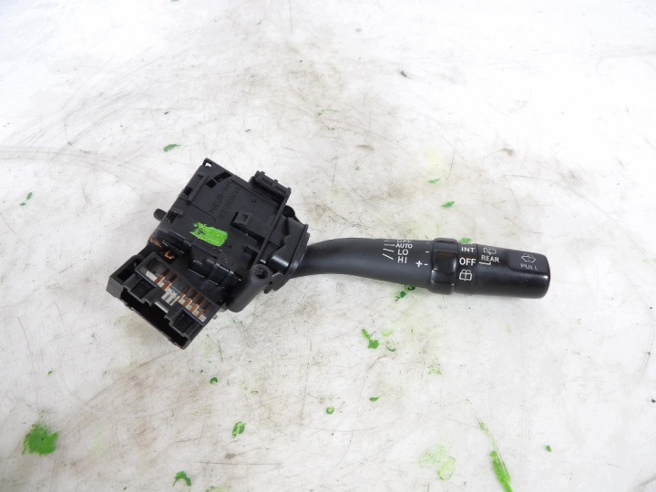 TOYOTA AVENSIS T25 switch WYCEIRACZEK 84652-05170