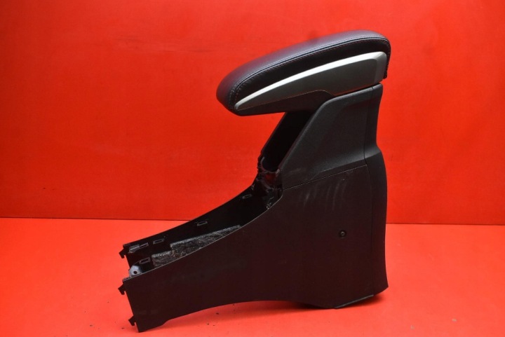 TUNEL central armrest SKORZANY EU TOYOTA VERSO 1 and 09-13