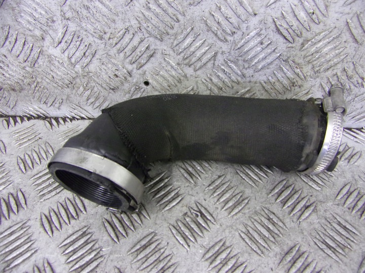 tubo Tubazione radiatore intercooler turbine AUDI A4 B6 2.5 TDI 8E0145737
