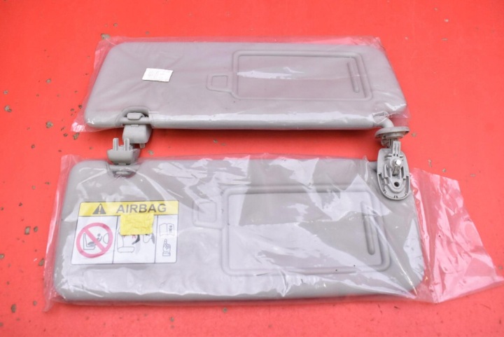 Blende Abdeckung PRZECIWSLONECZNA EU 85210-R2000ED KIA SPORTAGE 5 V 21-25