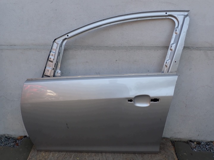 Tür links vorne links vorne OPEL ASTRA J 4 IV P10 2009- 13285606