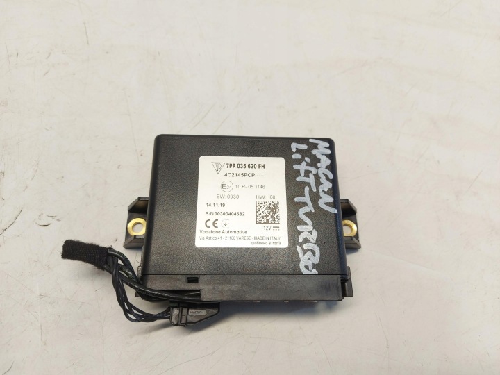Porsche Macan Turbo II LIFT 2020r Bedienteil modul der Navigation gps 7pp035620fh