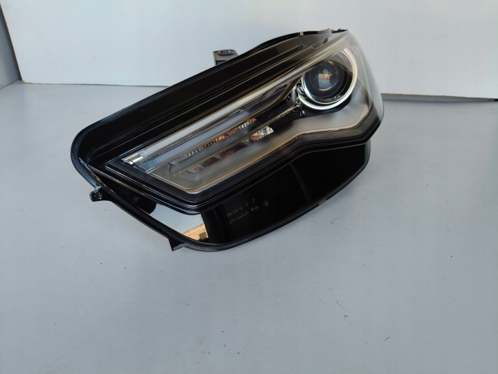 Licht links REFLEKTOR AUDI A6 C7 4G 4G0 14- LIFT XENON LED