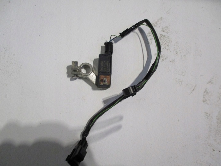 BORNE CABLE PÔLE NÉGATIF NÉGATIF JAGUAR HPLA-10C679-AC