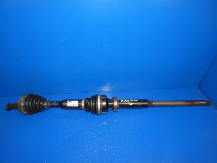 VOLVO XC60 and 2.4 D5 semi-axis right right front MANUAL