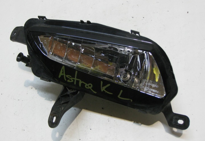 OPEL ASTRA K V KOMBI 17R světlo hmlovka LED mlhovka levý 39098907