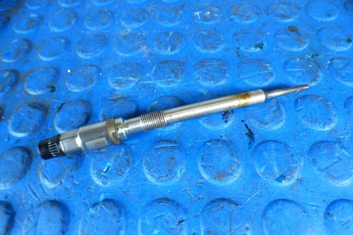 žarnica 03L905061G original st.vrlo dobro stanje Volkswagen Golf VII SKODA