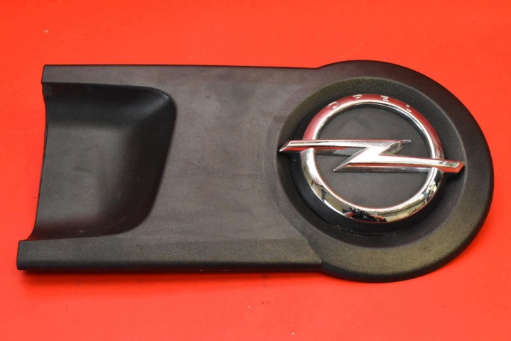 moulding door of the right SKRZYDLA EMBLEMAT 7355079410E OPEL COMBO D 11-20