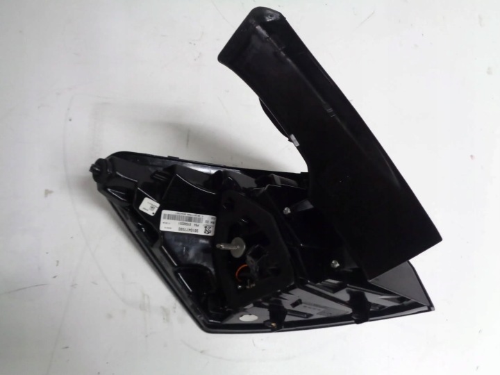 PEUGEOT 3008 16-24 LIGHT BODYWORK RIGHT REAR PART