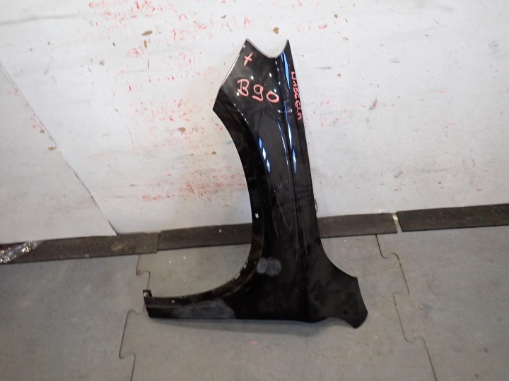 fender front front left MERCEDES GLA W156 2013