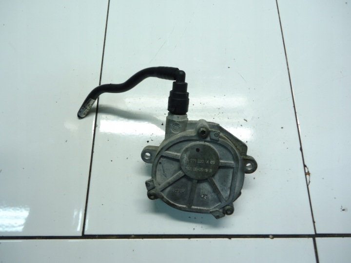 MERCEDES C W204 1.8 K 1.8K 271.910 pump VACUM A2712301465