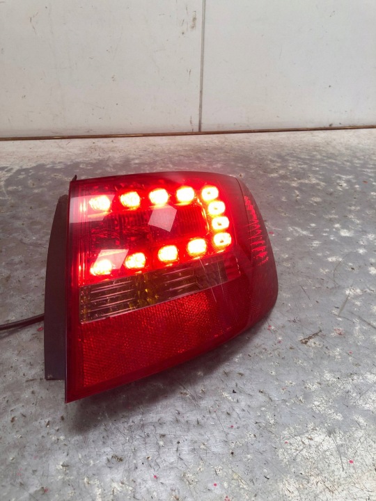 Licht rechts heck LED AUDI A6 C6 KOMBI 89317049 4F9945096H