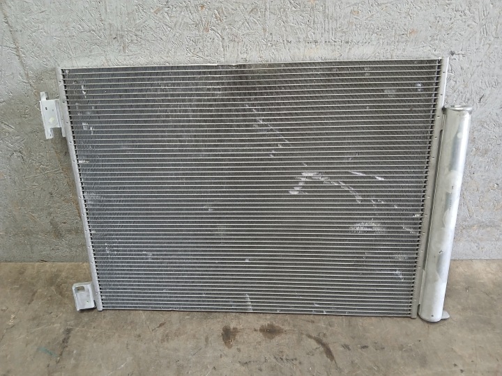 Radiatore condensatore climatizzatore usato KLIMA DACIA SANDERO III 3 JOGGER LOGAN 92100 5FA0A-C