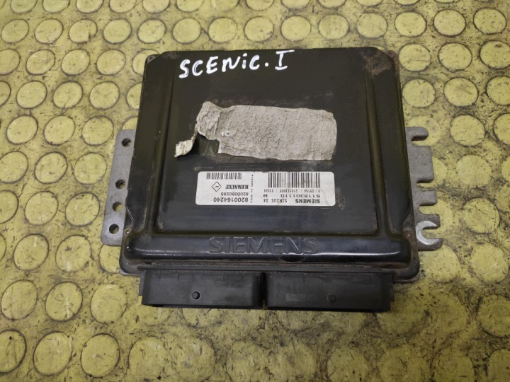 RENAULT SCENIC und Bedienteil DES MOTORS 8200164240