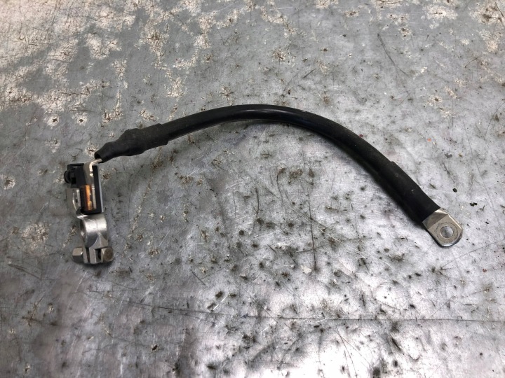 Batteriemanagement Sensor AUDI A5 8T0915181