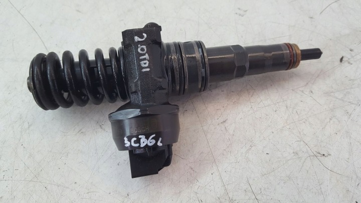 nozzle VW Passat B6 2,0 TDI