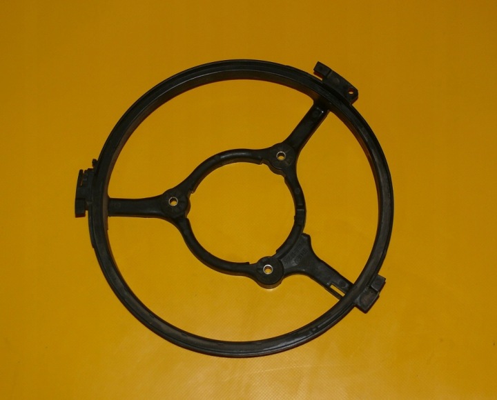 frame bracket holder of a fan radiator of the air conditioning AUDI A8 D2 3.3TDI