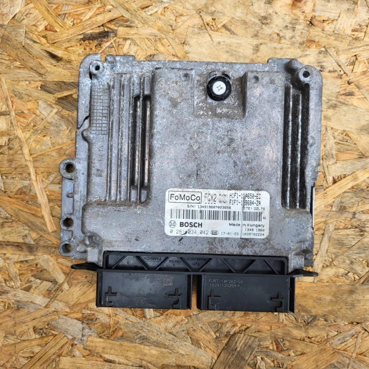 FORD FOCUS MK3 15-18R 1.5 TDCI LIFT Computer DES MOTORS F1F112B684ZA