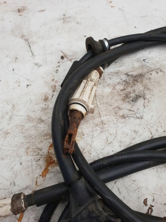 Ročni zavorni kabel Volvo XC90 5