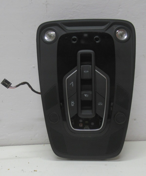 AUDI A4 B9 AVANT 3.0 TDI 18R Feux phare Ciel de toit Avant LED 8W0947135CN