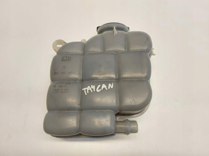 Porsche Taycan 4S 9J1 2021r water tank 9J1121407A
