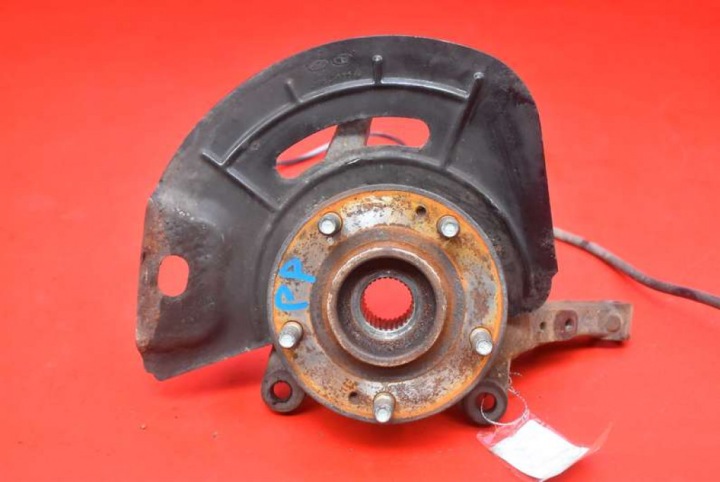 ACHSSCHENKEL RADNABE RADLAGER SCHENKEL RECHTS VORNE HYUNDAI I40 UND 40 1.7 CRDI 115 KM 15-20