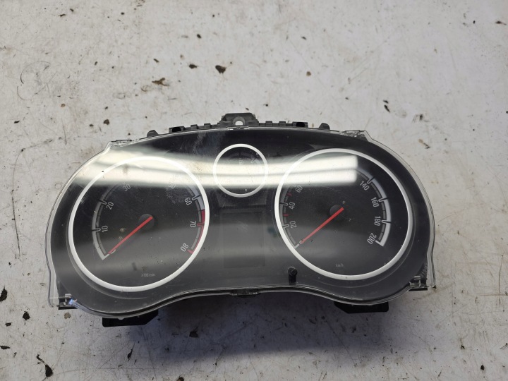 OPEL CORSA D LIFT Instruments tachymètre compte tours Horloge montre tableau bord EUROPA Essence P0013312045