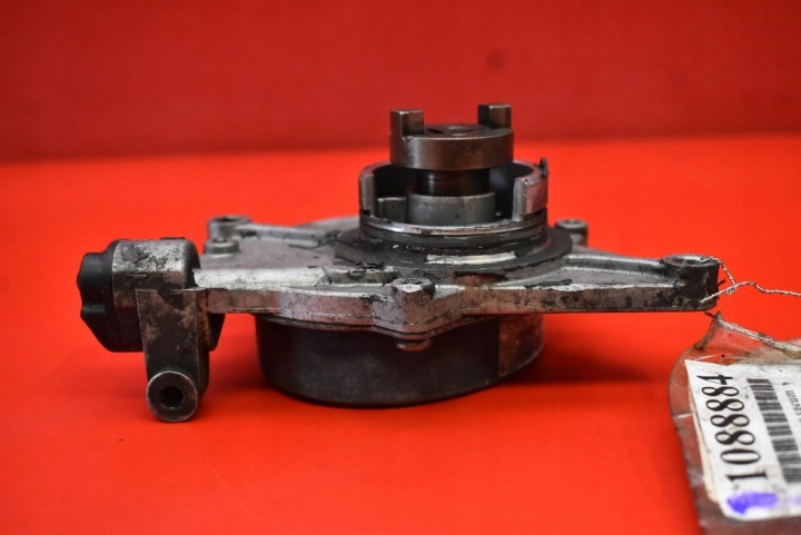 POMPA VACUM WAKUM Zzoemcodez HYUNDAI H- 1 2 II и 800 2.5 CRDI 170 к.с 5