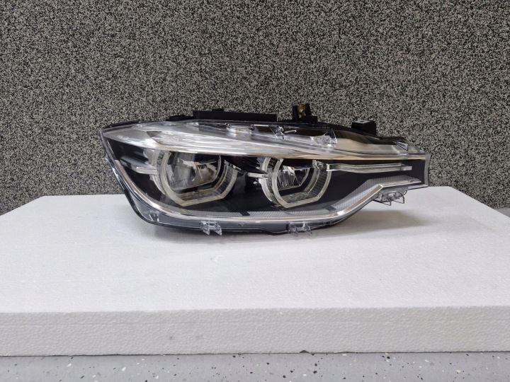 Licht rechts Bmw 3 F30 F31 LIFT FULL LED
