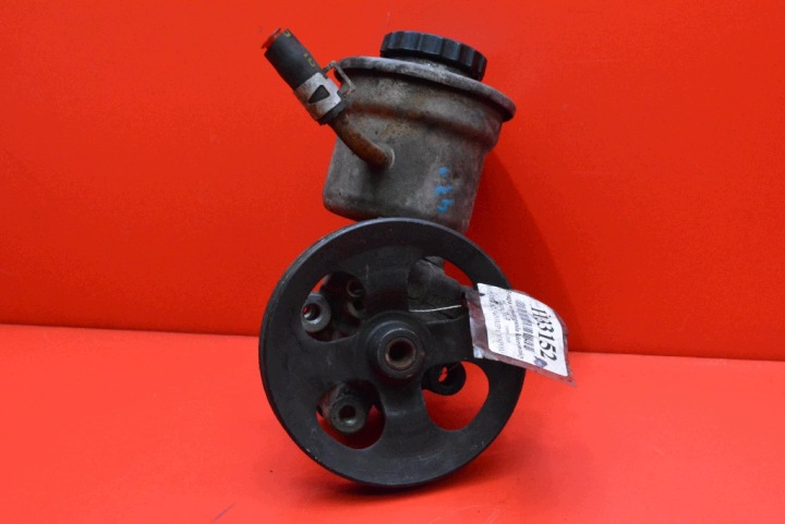 servo pump of the steering wheel TOYOTA YARIS 1 and 1.0 VVTi 68 KM 99-03