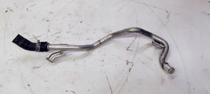 Schlauch rohr des Wassers AUDI A8 D4 4.2 FSI 4H0121485R