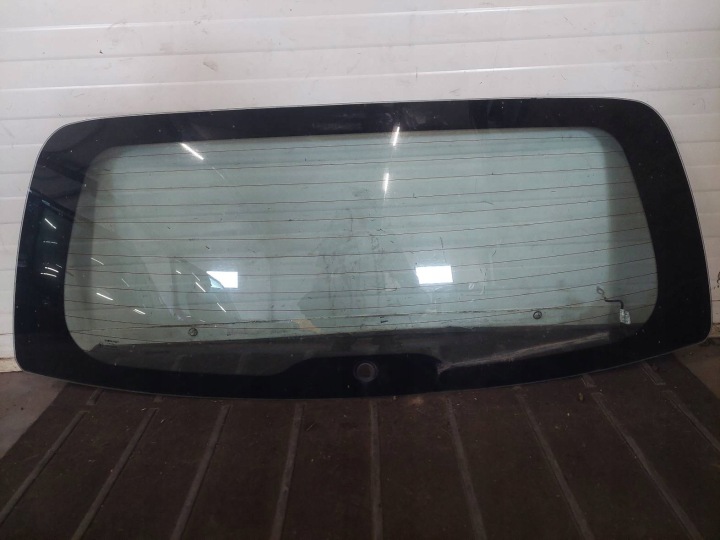 prozor stražnji dio zadnja hauba prtljažnika HYUNDAI I30 i KOMBI