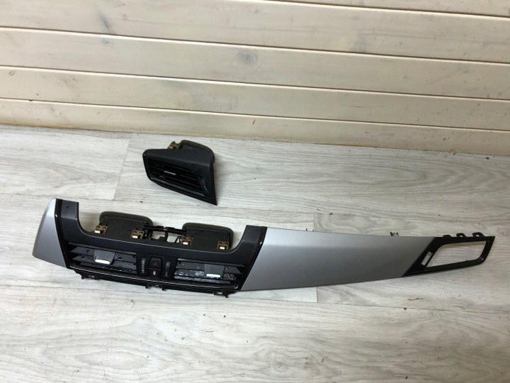 BMW 2 F45 F46 decorative trim consoles